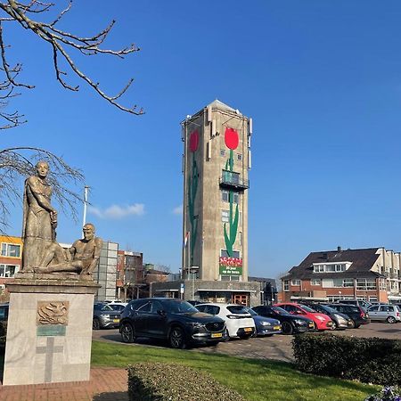 B&B De Tulpentoren Roelofarendsveen Eksteriør bilde