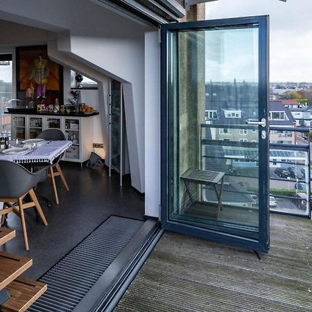 B&B De Tulpentoren Roelofarendsveen Eksteriør bilde