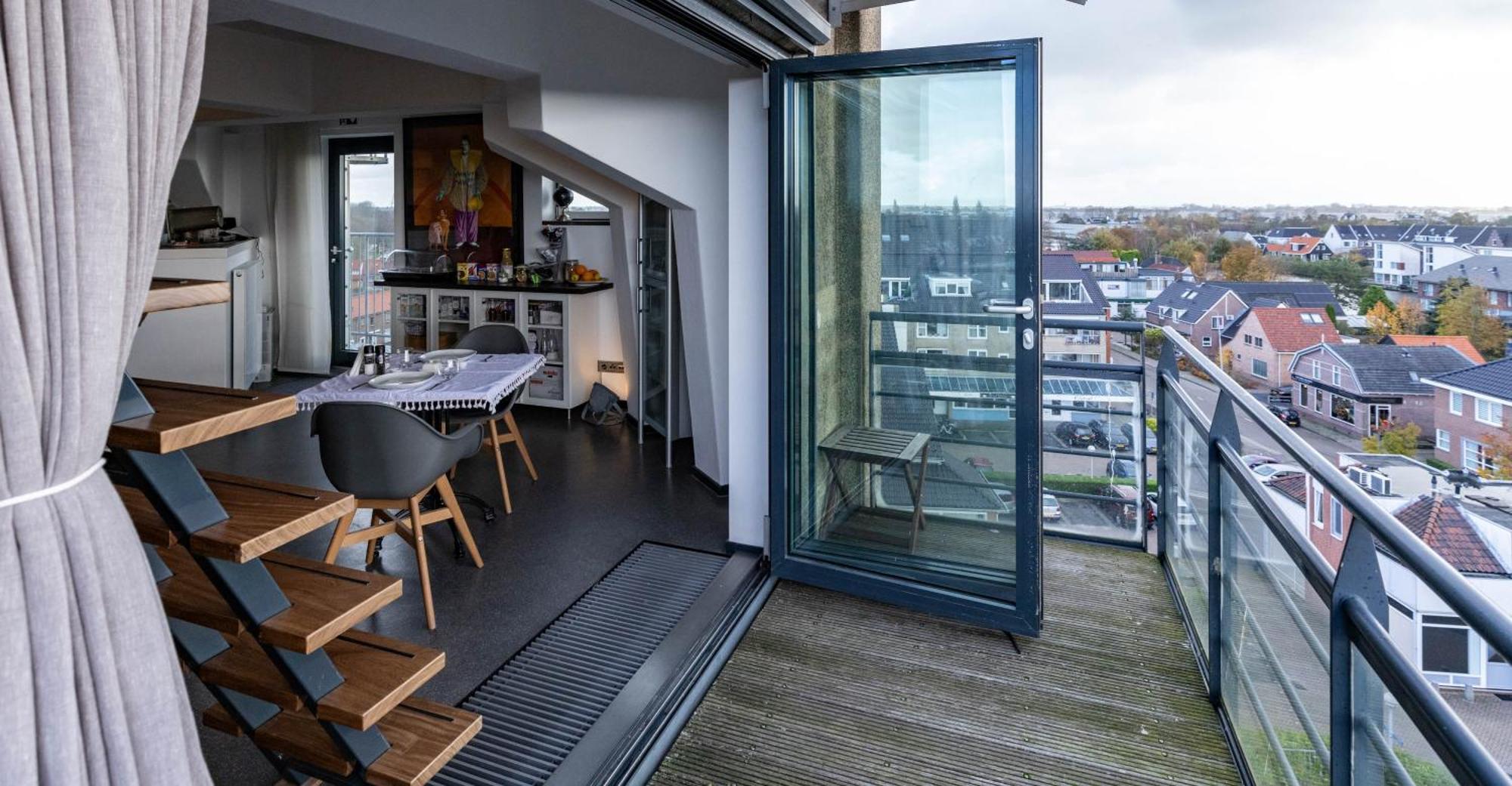 B&B De Tulpentoren Roelofarendsveen Eksteriør bilde